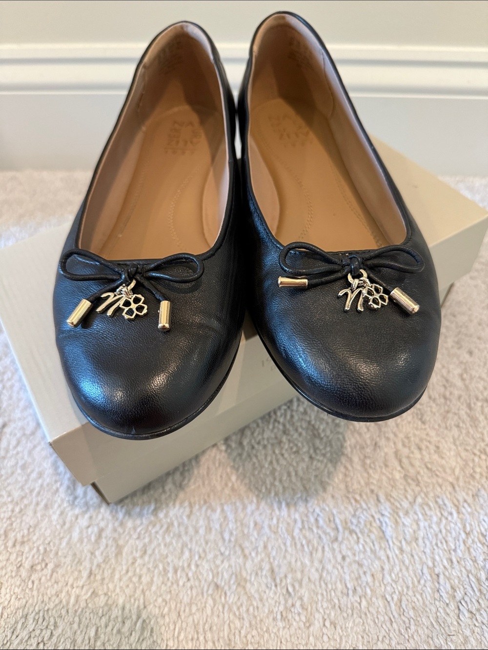 Naturalizer Ashlyn  Black Ballet Flats